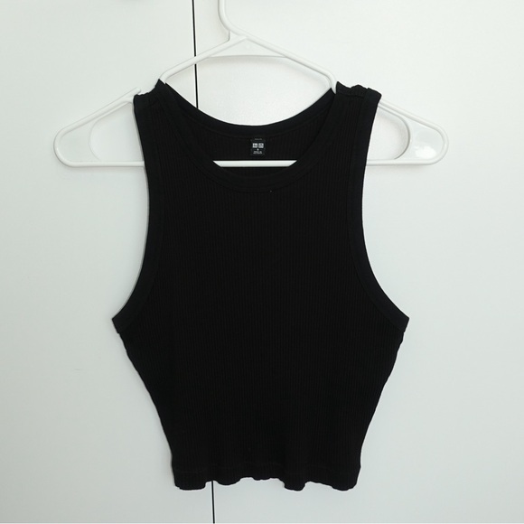 UNIQLO - Ribbed Racer Back Cropped Tank Top - Picture 2 of 6